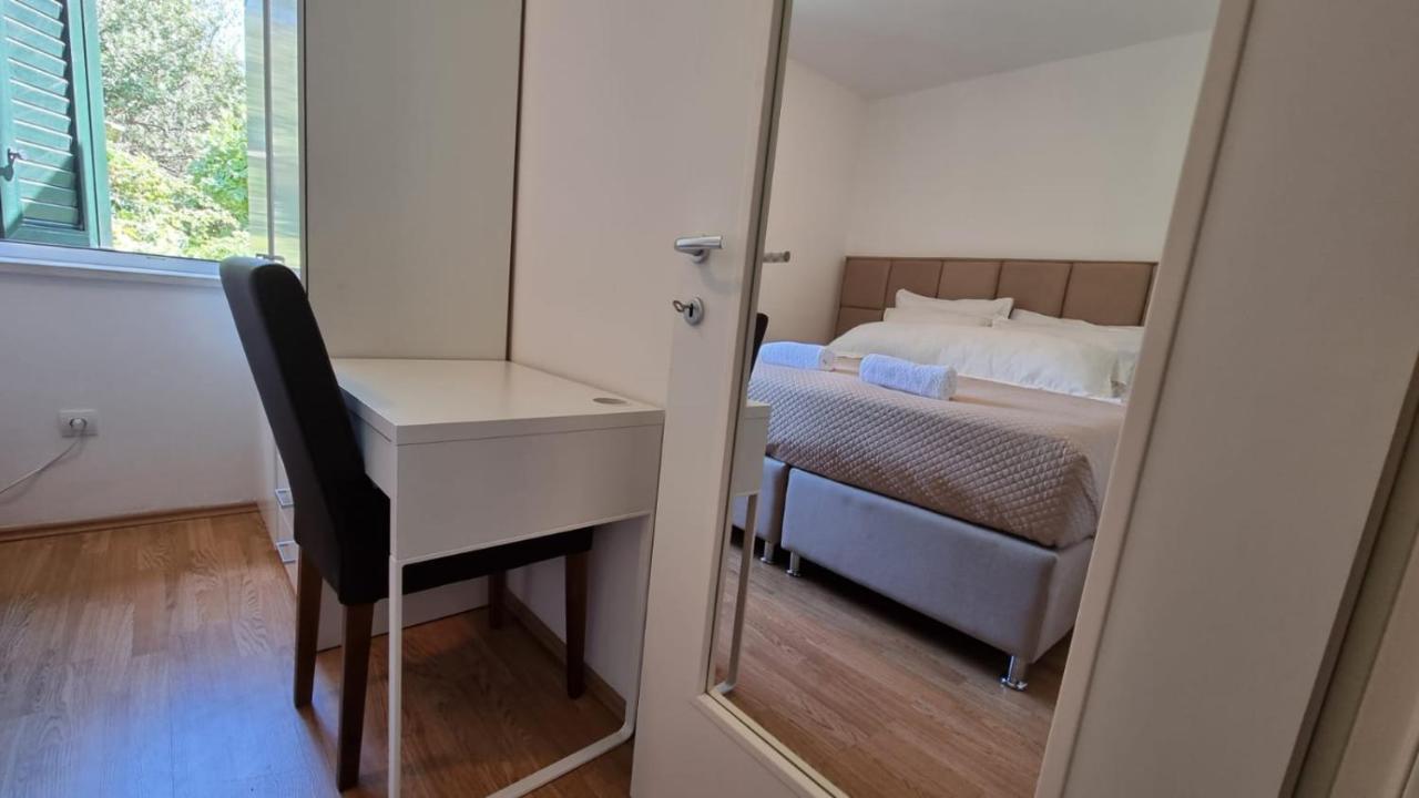 Star Of Stone Apartman Jelsa  Kültér fotó