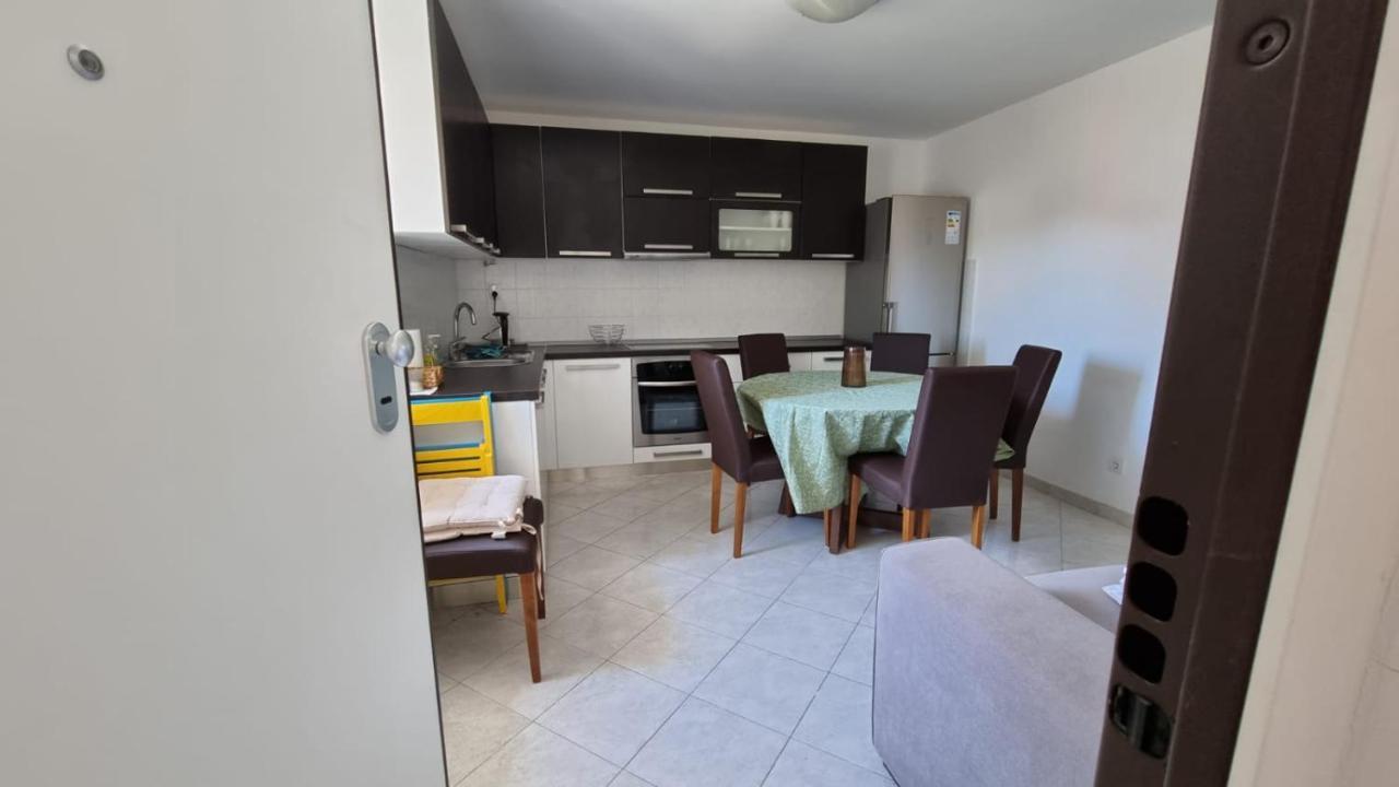Star Of Stone Apartman Jelsa  Kültér fotó