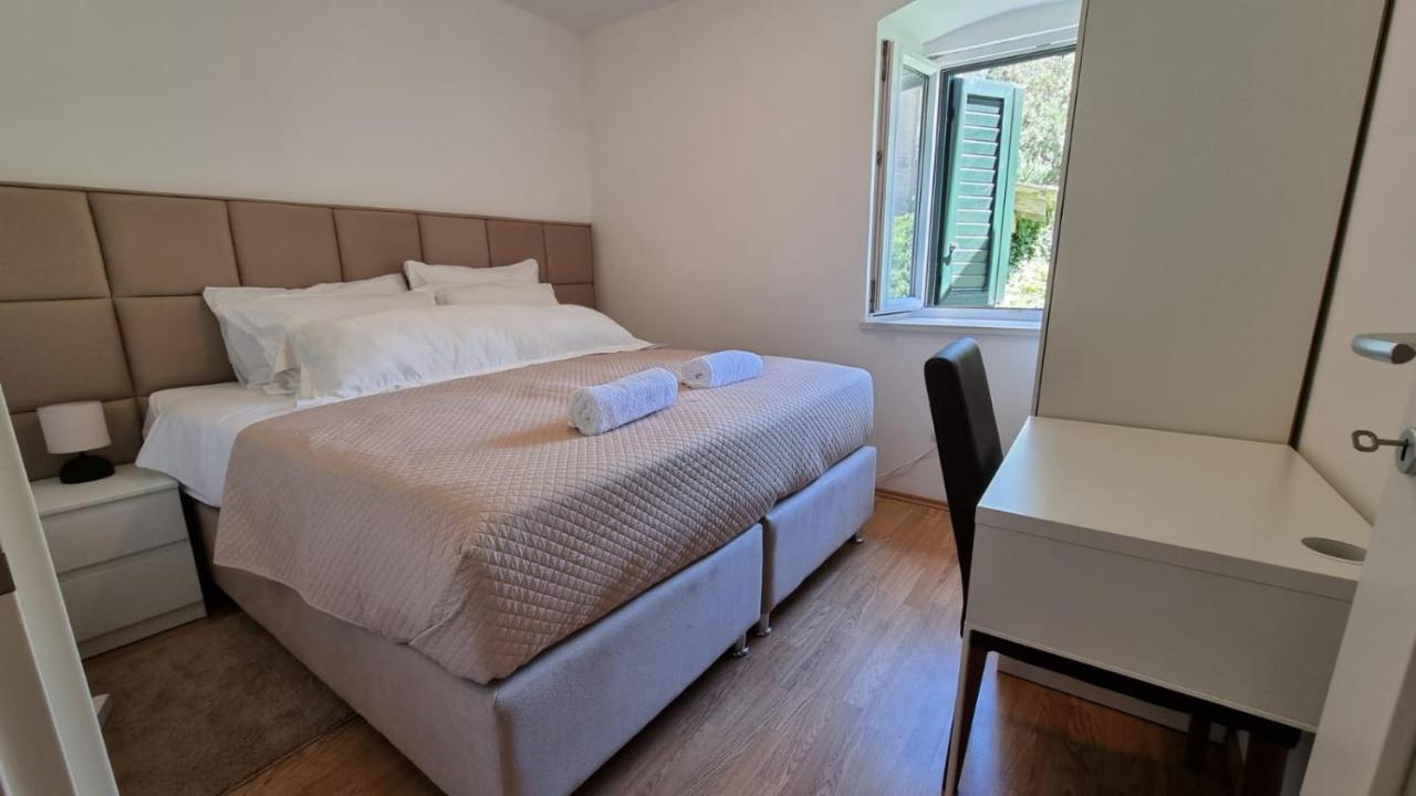 Star Of Stone Apartman Jelsa  Kültér fotó